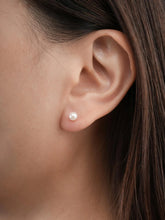 Classic Saltwater Cultured Pearl Stud Earrings