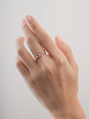 Intertwined Chain Ring
