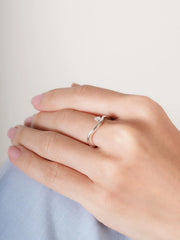 Floating Moissanite Wave Ring