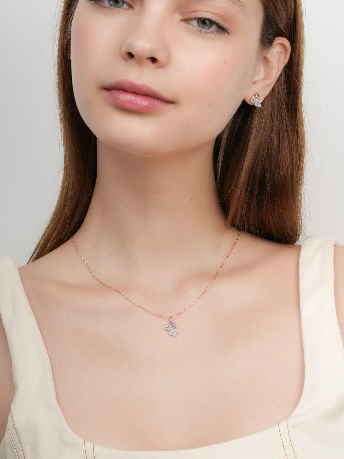 Carved Flower Cluster Necklace